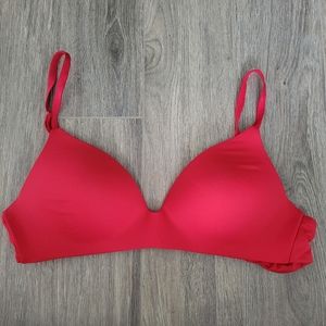 Victoria's Secret Red T-shirt Bra Wireless Lightly Lined 34C